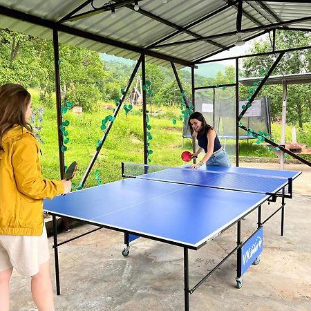 Glamping Wolf Mount Villa Margahovit ภายนอก รูปภาพ