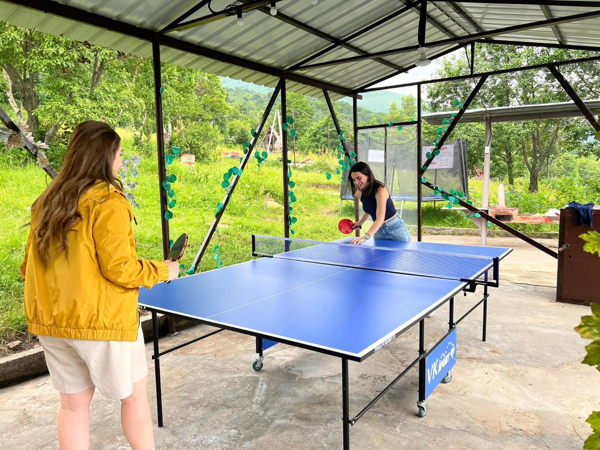 Glamping Wolf Mount Villa Margahovit ภายนอก รูปภาพ